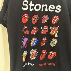 Rolling Stones Concert T-Shirt No Filter 2018‎ Size L Tongue Countries On Back
